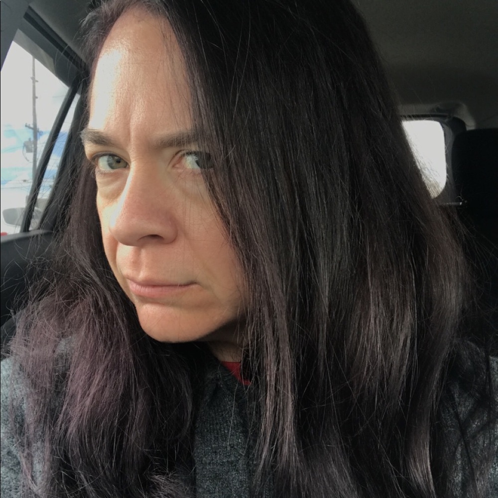 Meet your Posher, Sharon